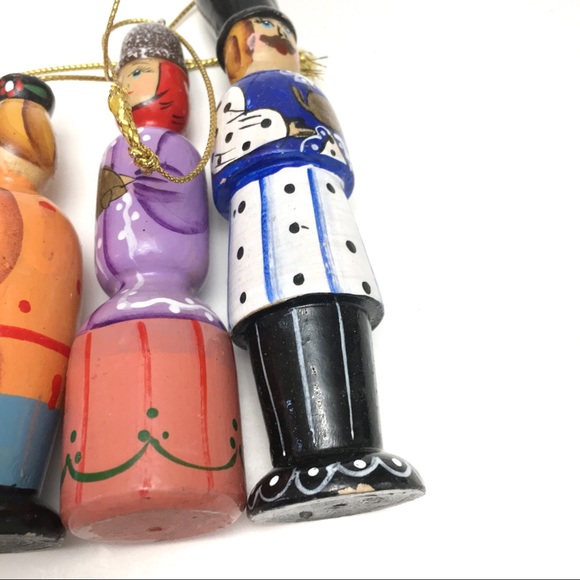 Russian Matryoshka Doll With Christmas Ornaments - Picture 8 of 8